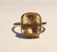 9ct gold ring set single pale yellow stone, rounde
