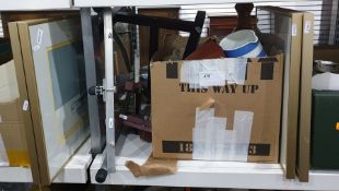 Quantity of ceramics including T&G Green kitchenwa