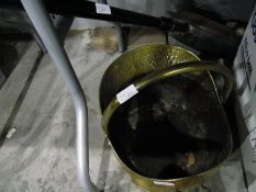 Brass helmet coal scuttle and a copper warming pan with turned wooden handle (2)