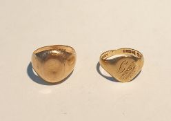 9ct gold signet ring, 3g, ring size G approx and a