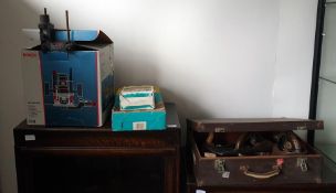 Stanley No.6 jack plane, Stanley No.45 smoothing plane and various other items in a wooden box,