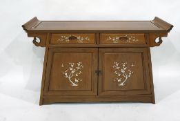 20th century Chinese sideboard with mother-of-pear