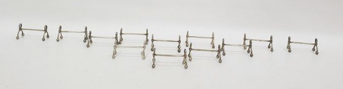 Quantity of EPNS knife rests ( 1 small box)