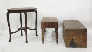 Pine workbox, an oval side table and a bidet (3)
