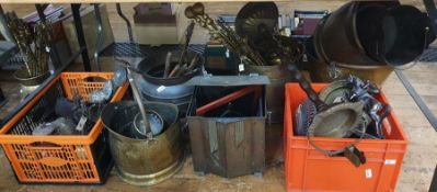Quantity of metalware to include brass fireside companion tools, Art Deco coal bucket, brass coal