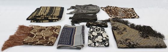 Large quantity of lady's scarves and handkerchiefs in cotton, wool, silk, etc (1 box)