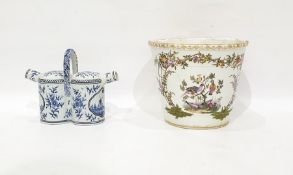 Late 19th/early 20th century continental porcelain