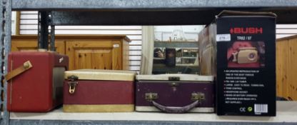 Four vintage Roberts radios, a Vidor 'My Lady Anne' vintage portable radio, a vintage Feranti