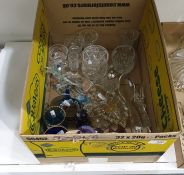 Quantity of various cut and coloured glass (1 box)