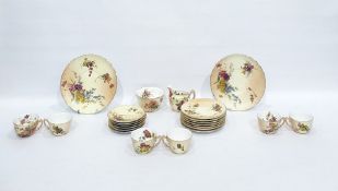 Royal Worcester porcelain tea service for 6 persons, floral spray decoration pattern no. W4492, 22