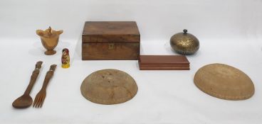 Quantity of treen items including African carved wood salad servers, writing slope, wooden salad