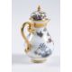 Meissen Hausmalerie hot milk-jug, mid 18th century, decorated in the manner of F.J. Ferner, blue - Image 3 of 4