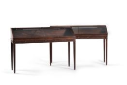 A mahogany display cabinet table in George III style, late 19th century, with hinged glazed top