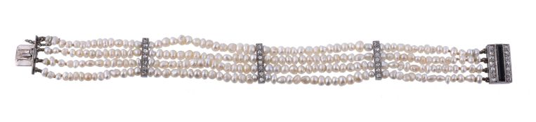 An early 20th century seed pearl