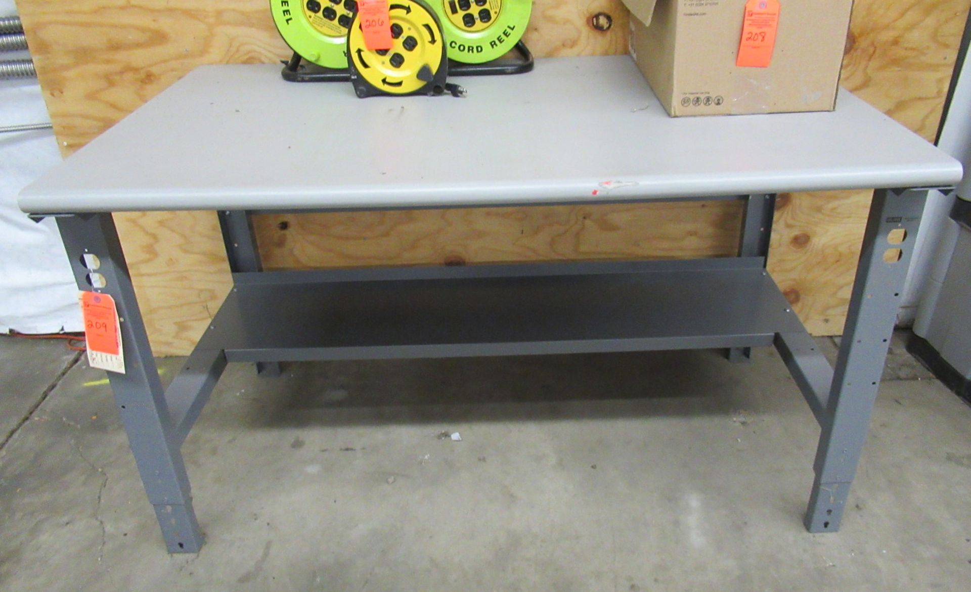 Uline H-1136-LAM Packing Shipping Table 60" x 36" x 36" Laminate