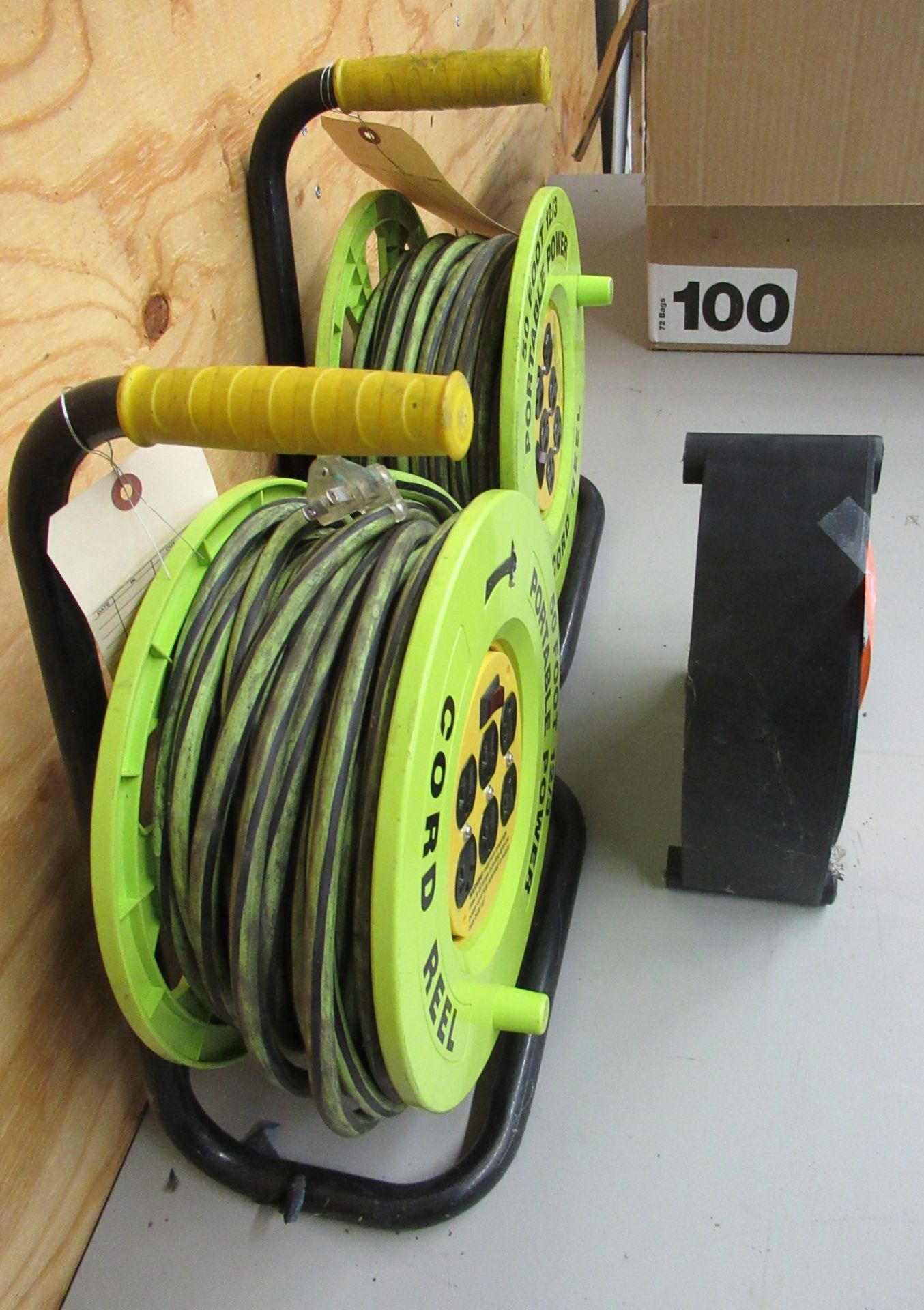 3 Heavy Duty Extension Cord and Reels S-19880 50 ft & 4 Extension Cords - Image 3 of 3