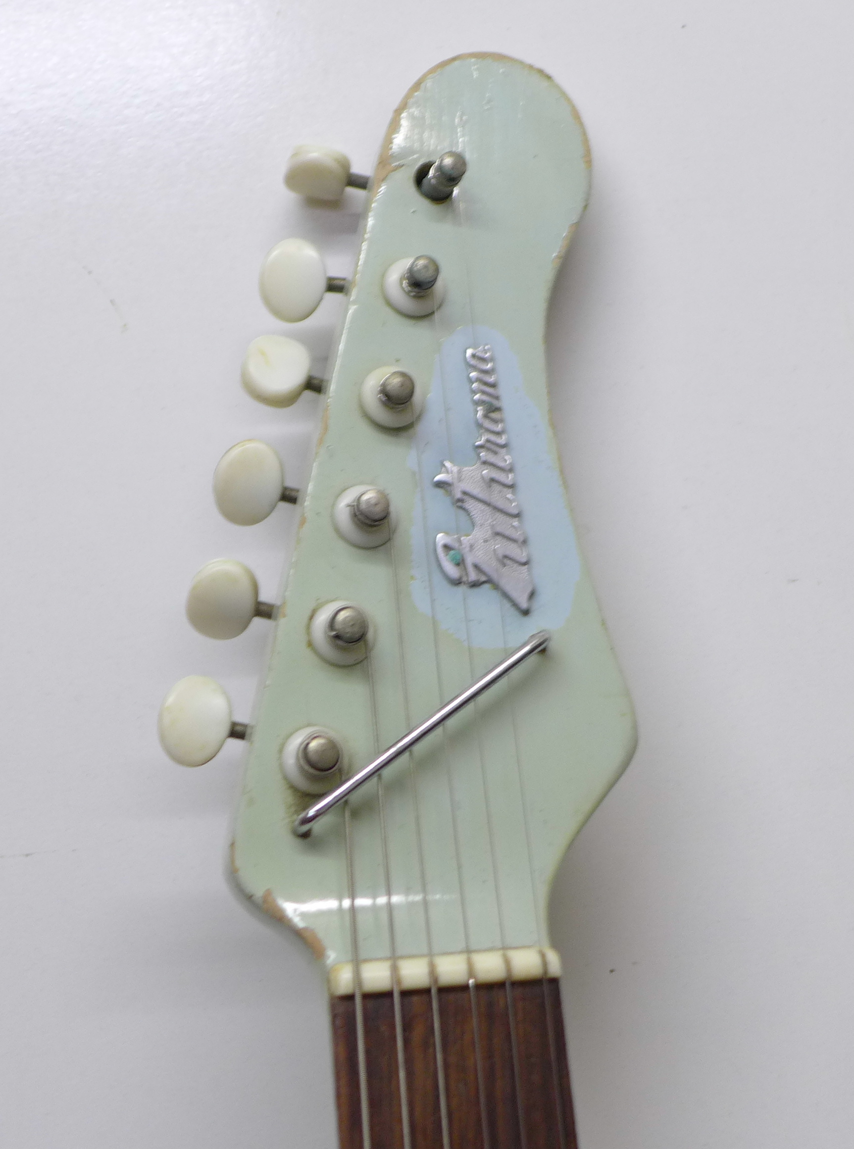 A circa 1965 Rose Morris Futurama Sophomore electric guitar - Image 3 of 6