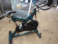 *Instyce V850 Aero Fixed Wheel Spin Bicycle