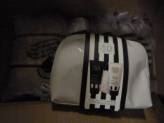 *Six Grace Cole Gift Bags