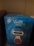 *Six Gillette Venus Snap Razors