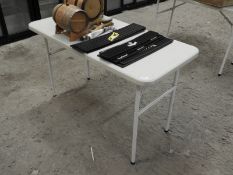 *Folding Table
