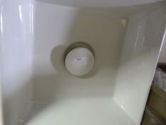 *Square White Ceramic Sink