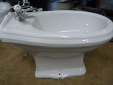 *Oval Floor Mounted White Ceramic Bidet with Victo