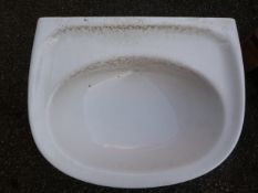 *White Bathroom Sink