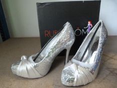 *Mellanie Silver Prom Shoes Size:4