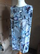 *Fourteen Grey Floral Tops (Various Sizes)