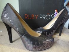 *Callie Black Prom Shoes Size:5