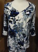 *Sixteen White, Grey & Blue V-Neck Tops (Various S