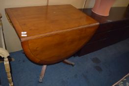 Drop Leaf Table on Pedestal Base