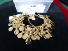 *Gold Pendant Bracelet