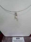 *Stainless Steel Wire Necklace with Pearl Pendant