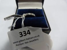 *Simple Heart & Dots Ring