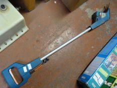 Black & Decker W100 Power Weeder