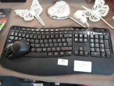 *Microsoft Comfort Keyboard