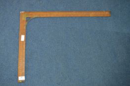 Boxed Wood Rule for Corners