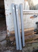 *Three 151cm Steel Posts