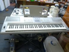 Yamaha Electric Organ