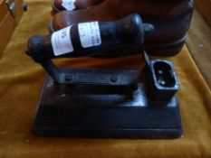 Electric Billiard Table Iron