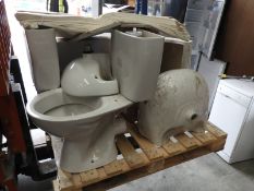 *Pallet Containing Assorted White Sanitary Ware In