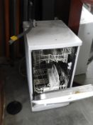 *Slimline Currys Essentials Dishwasher