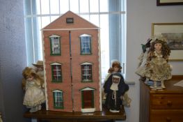 Dolls House