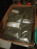 Box Containing 1000 Green 4