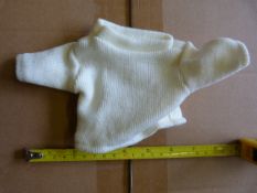 Box of 500 Medium Cream Jumpers for Teddies and Do