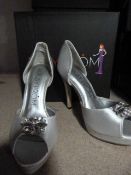 *Six Pairs of Ruby Prom 