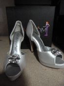 *Six Pairs of Ruby Prom 