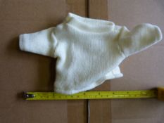 Box of 500 Medium Cream Jumpers for Teddies and Do